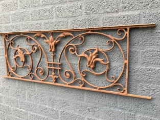 Balcony railing, window rack, cast iron-rust.